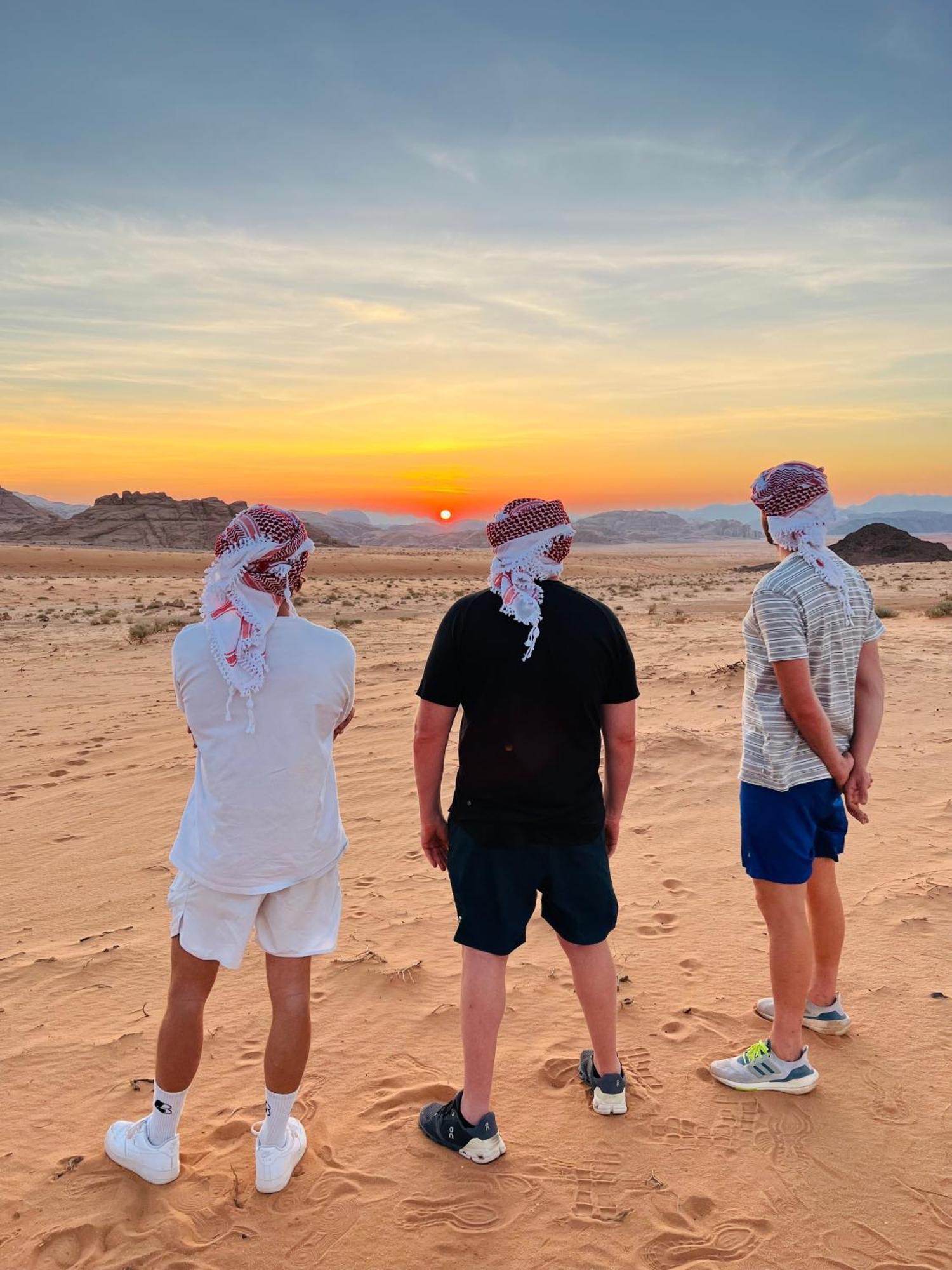 Desert Tree Camp&Tours ワディ ・ラム エクステリア 写真