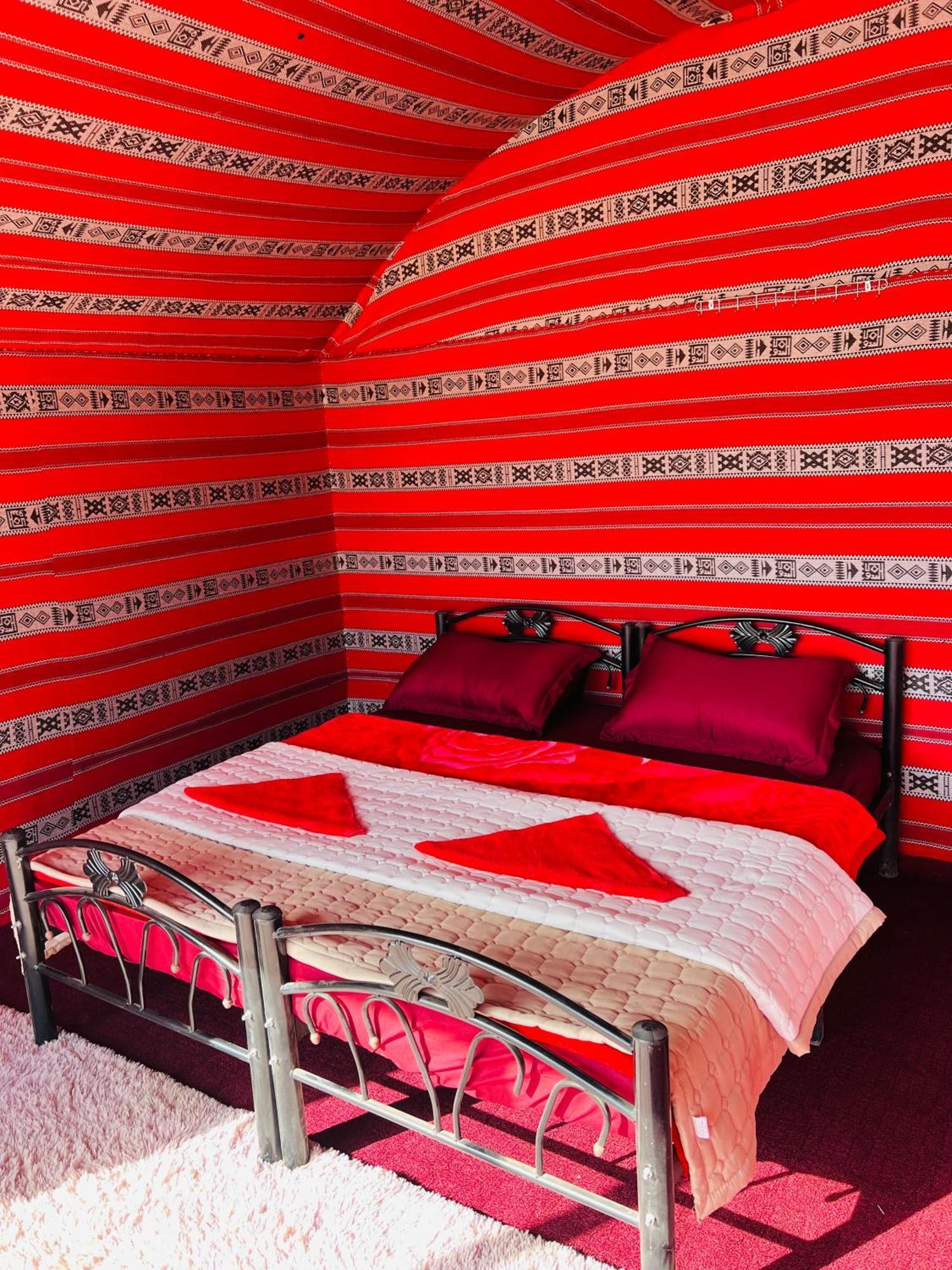 Desert Tree Camp&Tours ワディ ・ラム エクステリア 写真